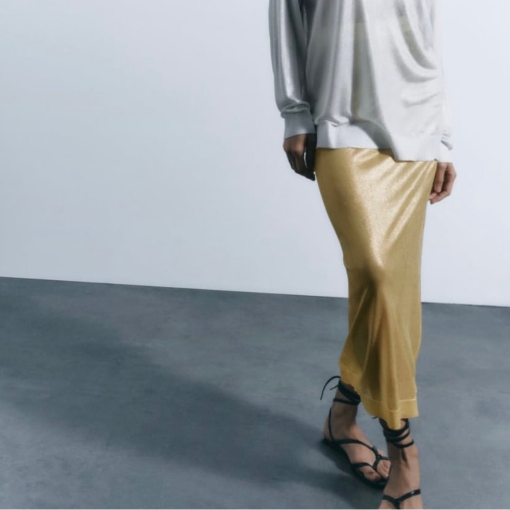 NWT METALLIC THREAD SEMI SHEER GOLDEN KNIT SKIRT - SMALL…WILL TRADE FOR MED